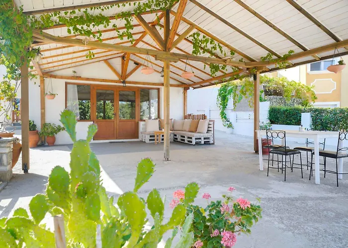 Villa Golden Nest